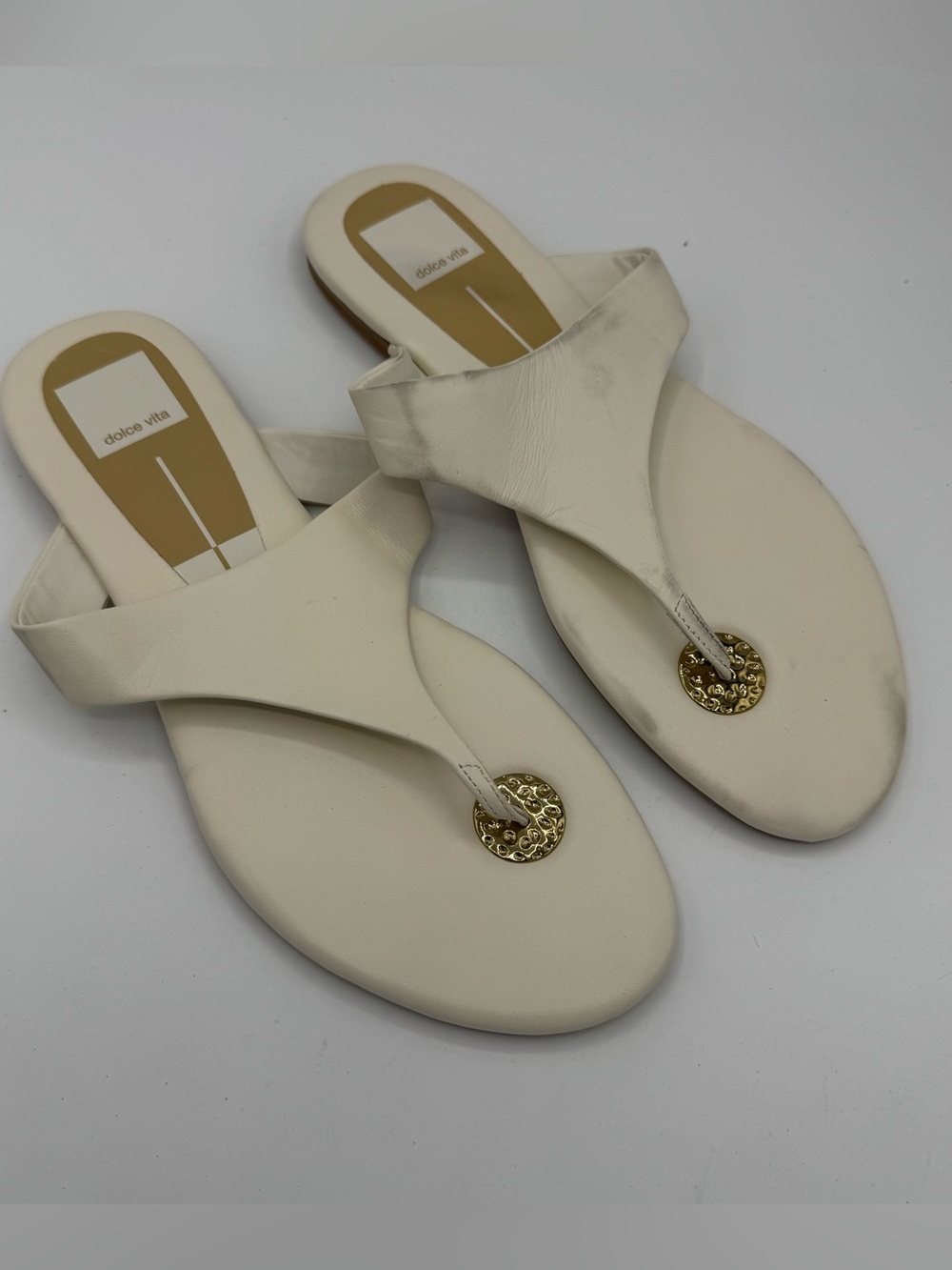 Dolce Vita Off-White Kittle Thong Sandal Anthropologie revolve size 8.5 bridal